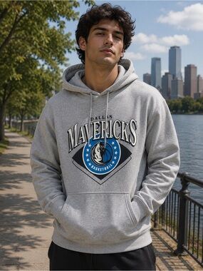 NBA Dallas Mavericks Pullover Hoodie with Blue Logo in Size 2XL
